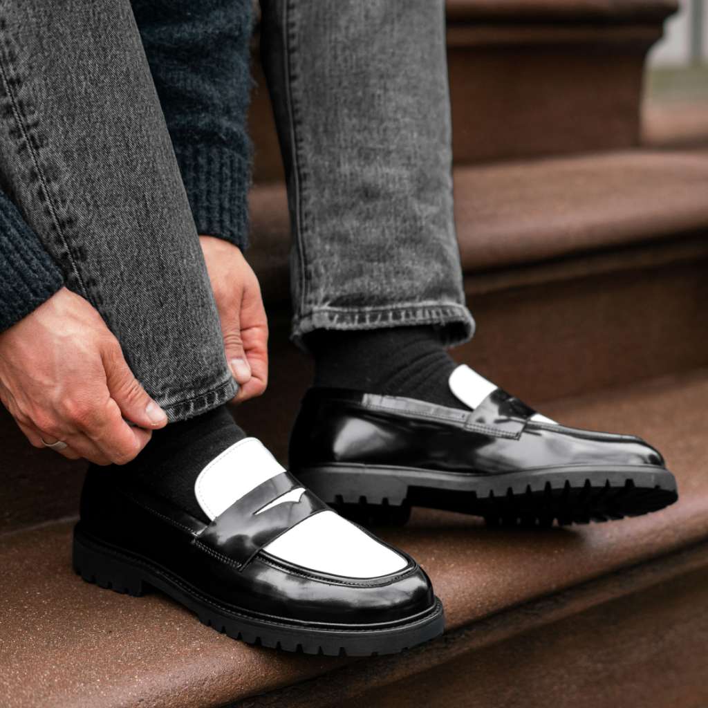 Penny | Black & White