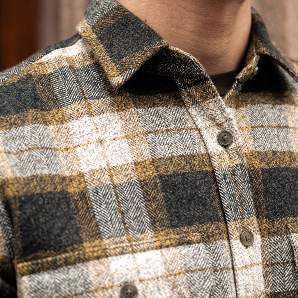 Summit Flannel Shirt | Tuscan Gold