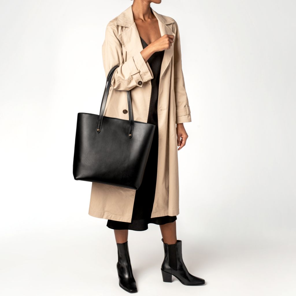 Everyday Tote | Black (L) (Gold)